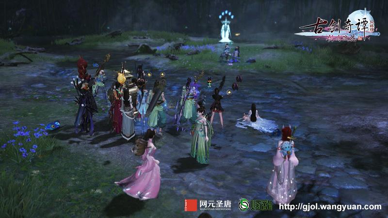 圣彼得堡河岸两只狮子雕像被拆除