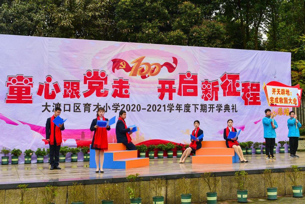 身份最为特殊的几位假面骑士主骑变身者 他们从一开始就不算人类