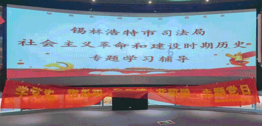 老婆总是背着我悄悄打电话，是不是有什么事？游戏画面