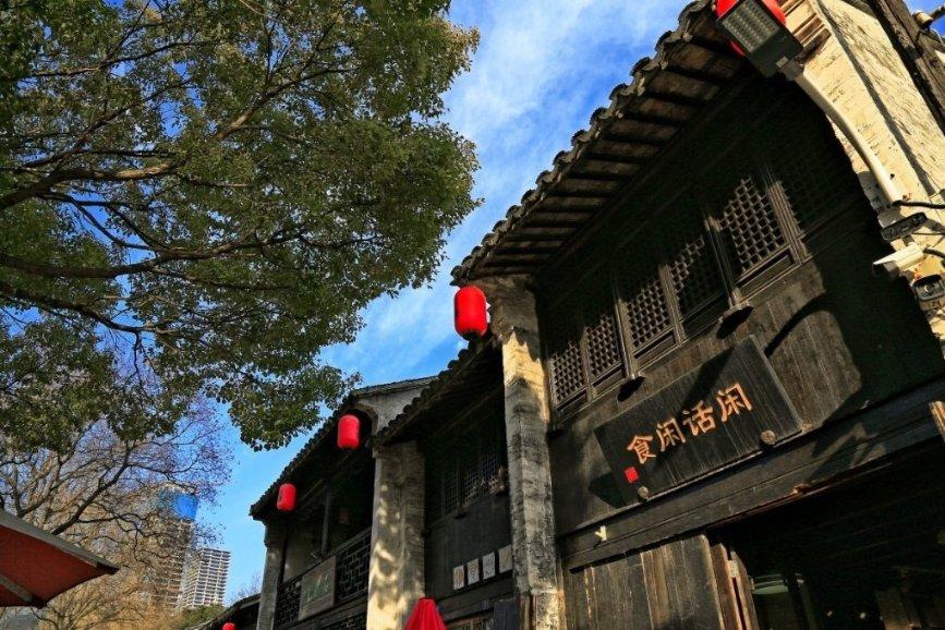僵尸跳跳跳